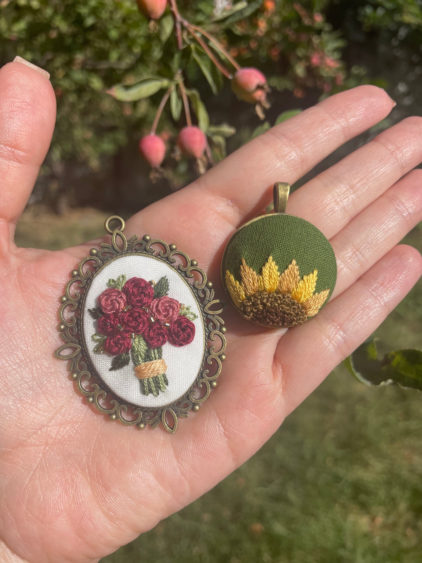 Rose Bouquet Embroidered Necklace