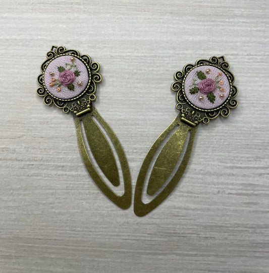 Bookmark-Rose